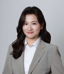 嚴莉婷老師圖片(另開新視窗)